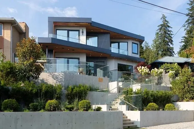Beautifully painted Vancouver home interior by 4C Painters Vancouver